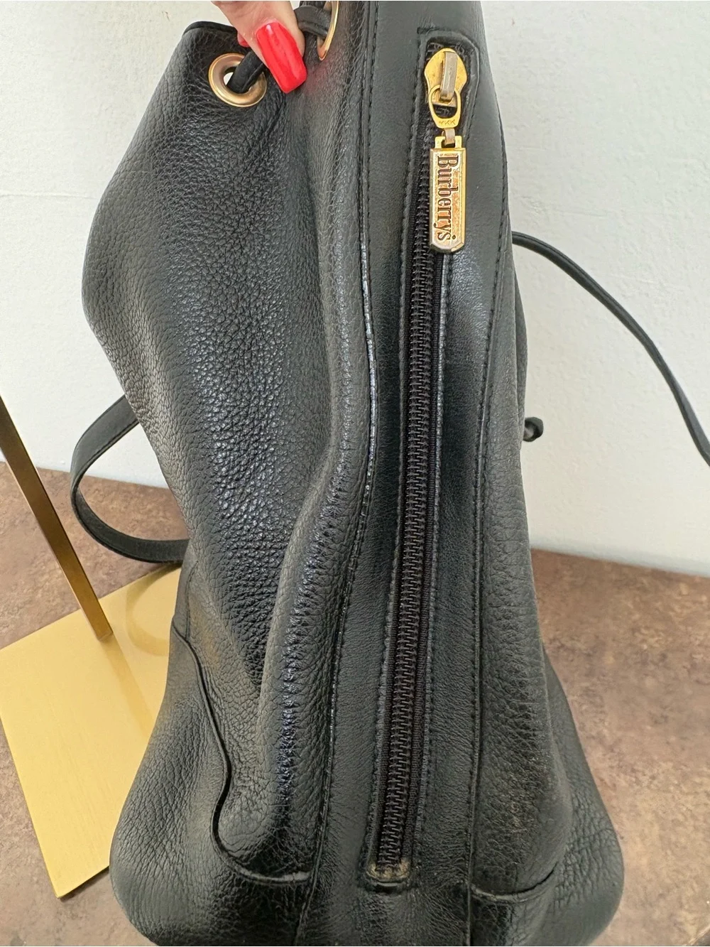burberrys vintage black leather bucket bag nova check drawstring shoulder bag